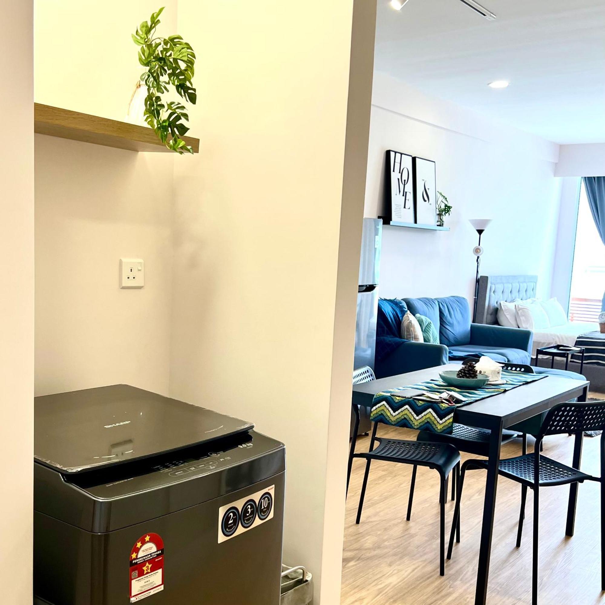 Arusuites Tanjung Aru Kota Kinabalu - Laxzone Suite Exterior foto
